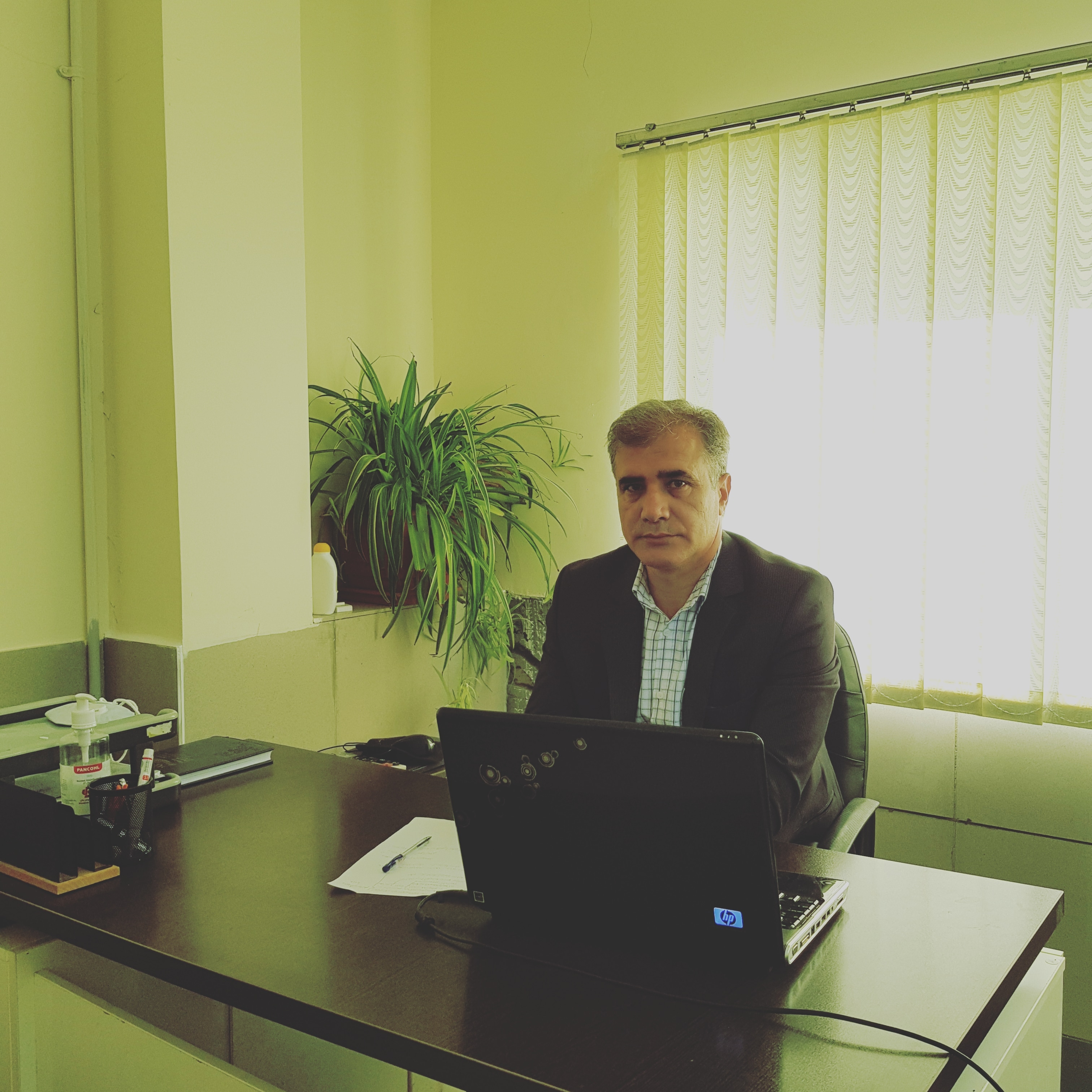 دکتر حمید وظیفه شناس